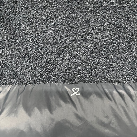 Daily Sports Born in Sweden Vest Women's Medium Gray Puffer‎ Jacket 3104 - Picture 14 of 14